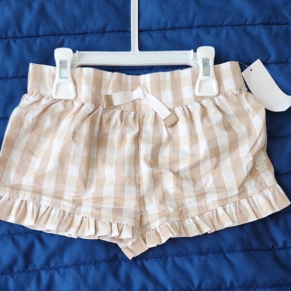 Calvin Klein Jeans White Ruffled Top with Tan Checkered Shorts - Picture 2 of 7